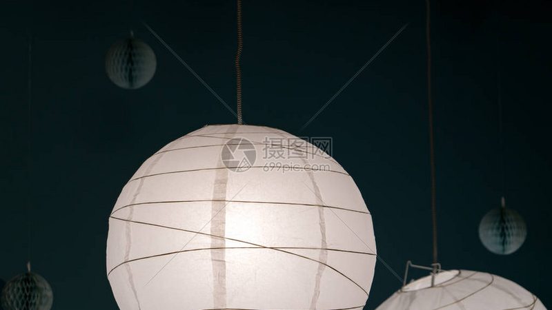 商用灯具批发：三个品牌梯队背后的真实差异